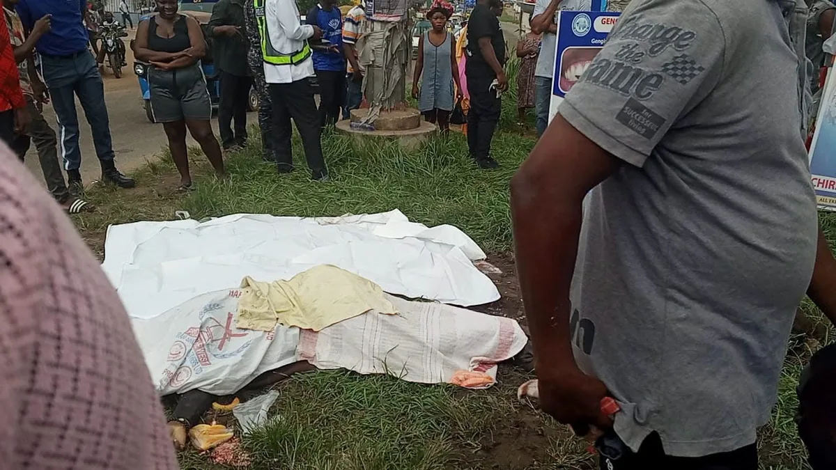 Photo 2 from: Roadside Trader Dies After Forklift Loses Brakes at Brewery Traffic Light in Kumasi