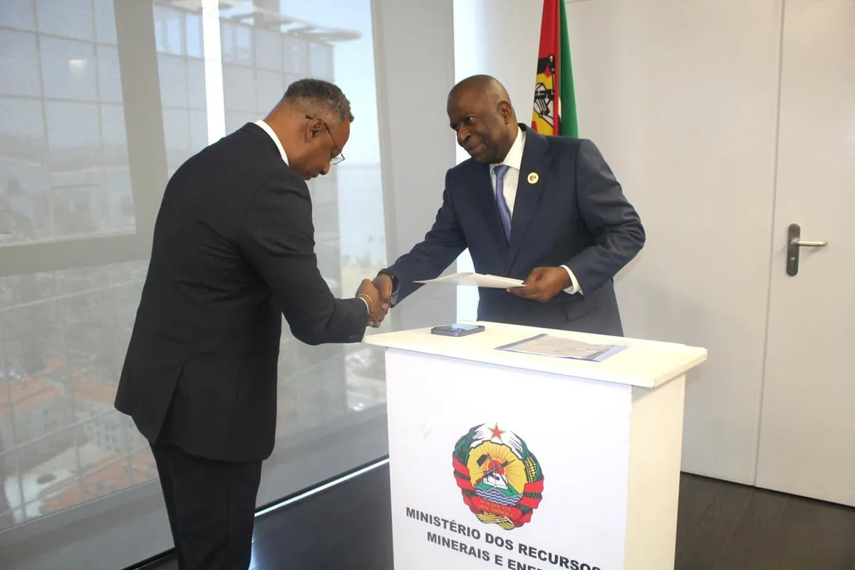 Photo 2 from: Mozambique: New ENAPP Board Members Take Office to Address Global Challenges and Boost Fuel Sector Efficiency