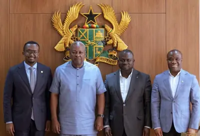 FAJ, GJA Leadership Meet President Mahama at Jubilee House